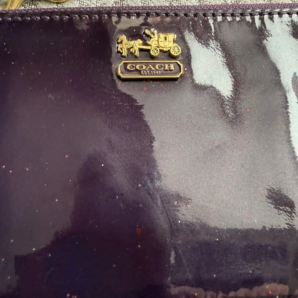 Coach Madison Chain Wristlet Aubergine/Plum Patent Leather